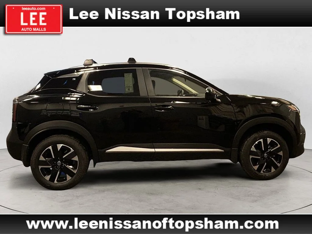 New 2026 Super Black Nissan SV image 7
