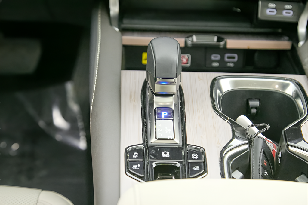 Used 2024 Mica Lexus 350 Premium image 37