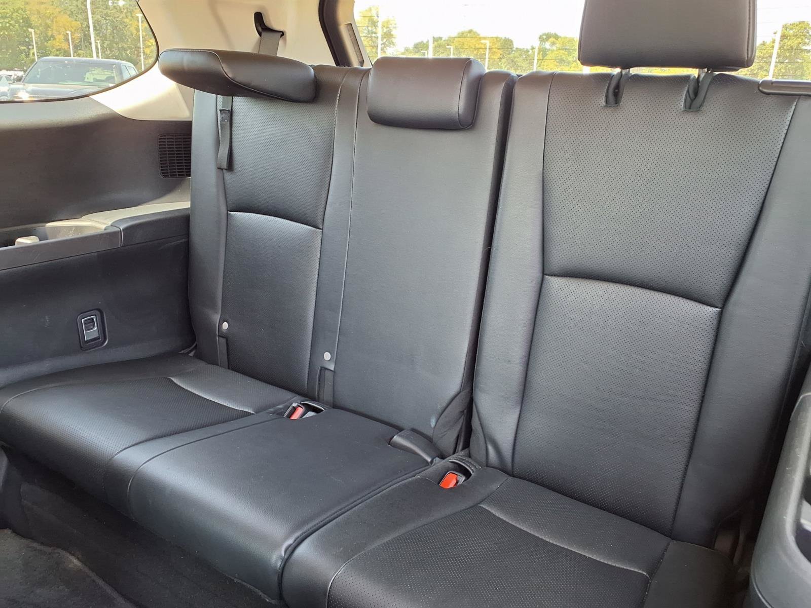 Certified Used 2024 Pearl Toyota XLE image 18