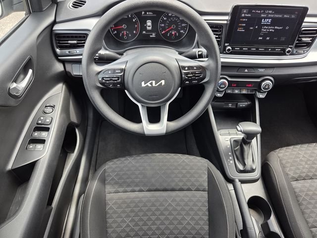Used 2022 Silver Kia S image 13
