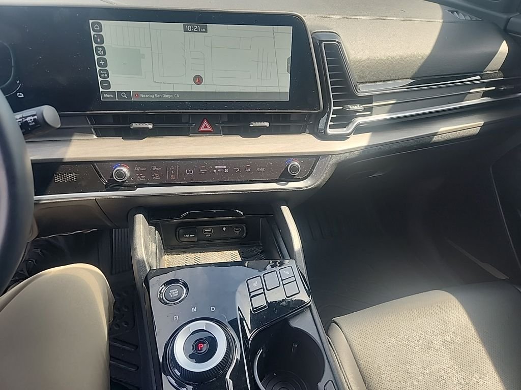 Used 2023 Black Kia X-Line image 23