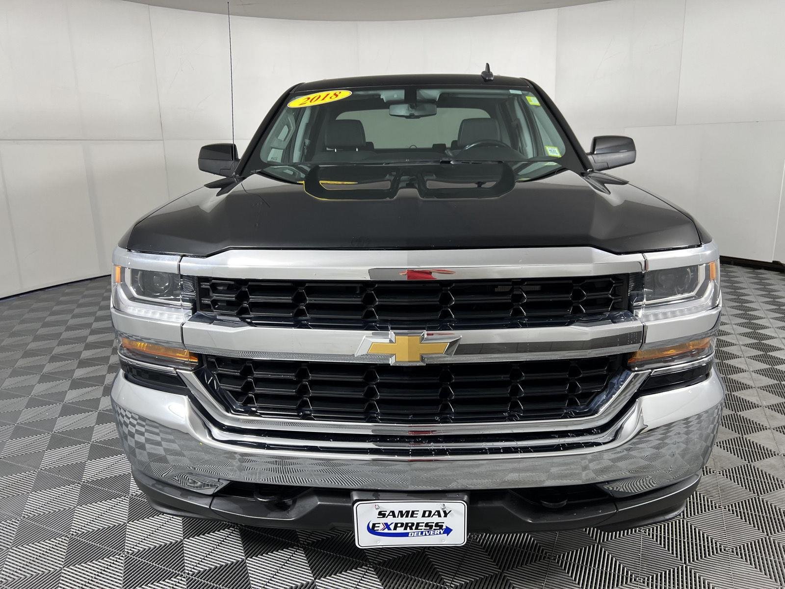 Used 2018 Black Chevrolet LT image 14