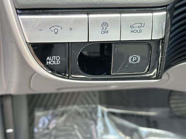 Used 2024 White Hyundai Limited image 28