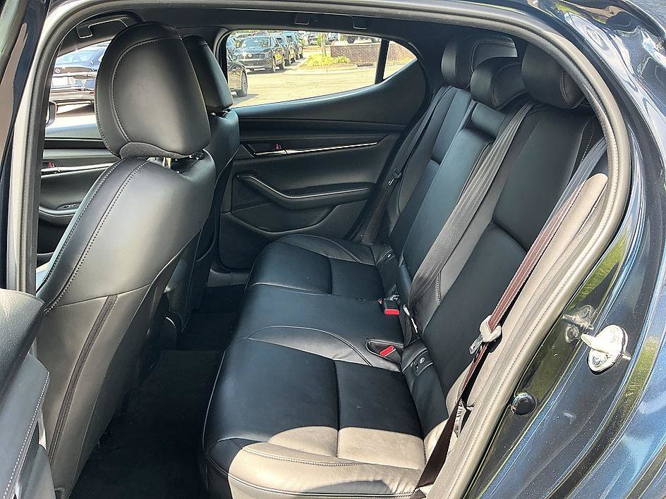 Used 2019 Deep Crystal Blue Mica Mazda Base image 24