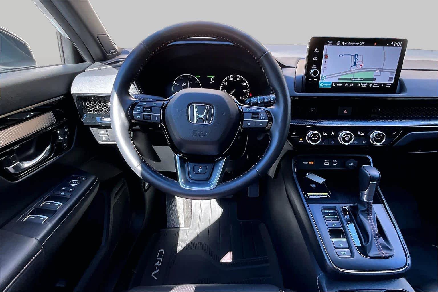 2025 Honda CR-V Sport Touring - Photo 6