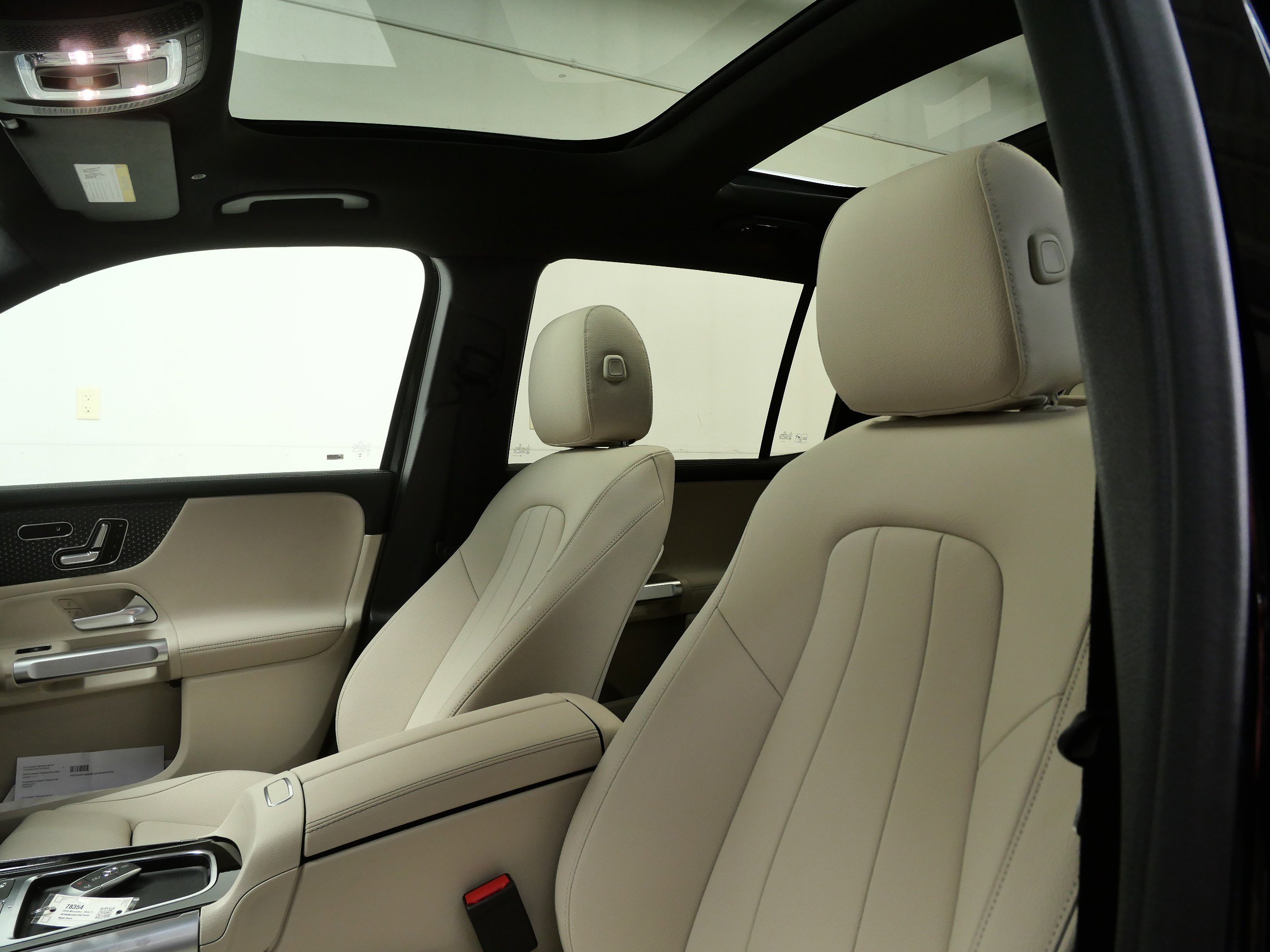 New 2026 Night Black Mercedes-Benz GLB 250 image 8