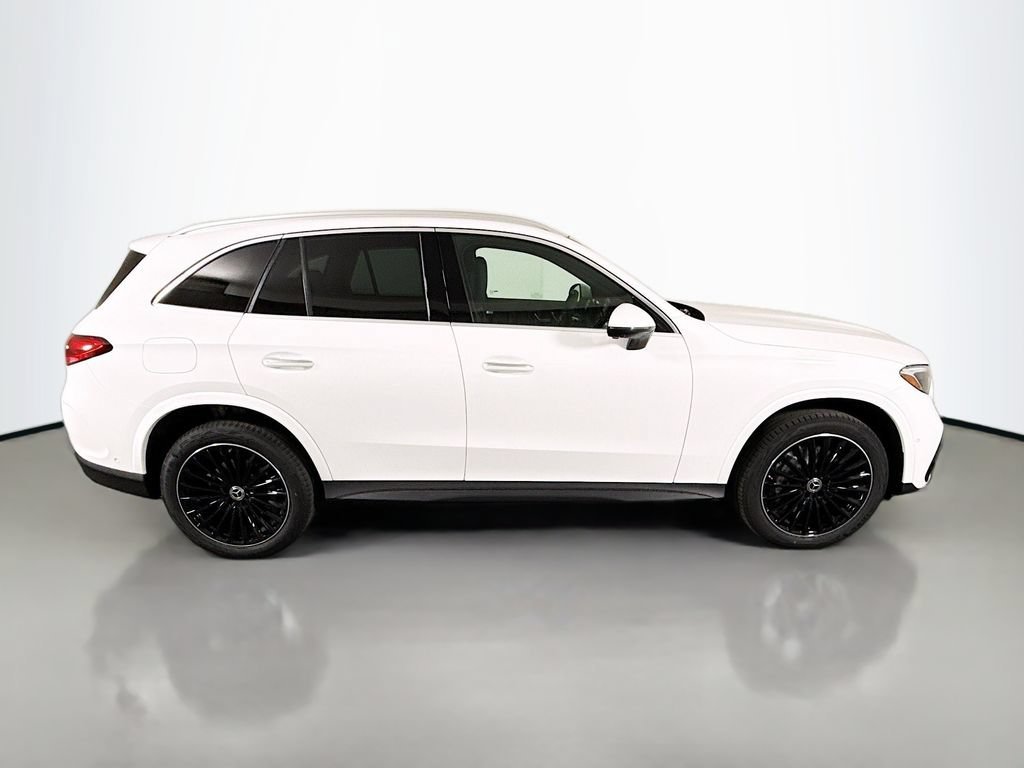 New 2026 Polar White Mercedes-Benz GLC 300 image 41