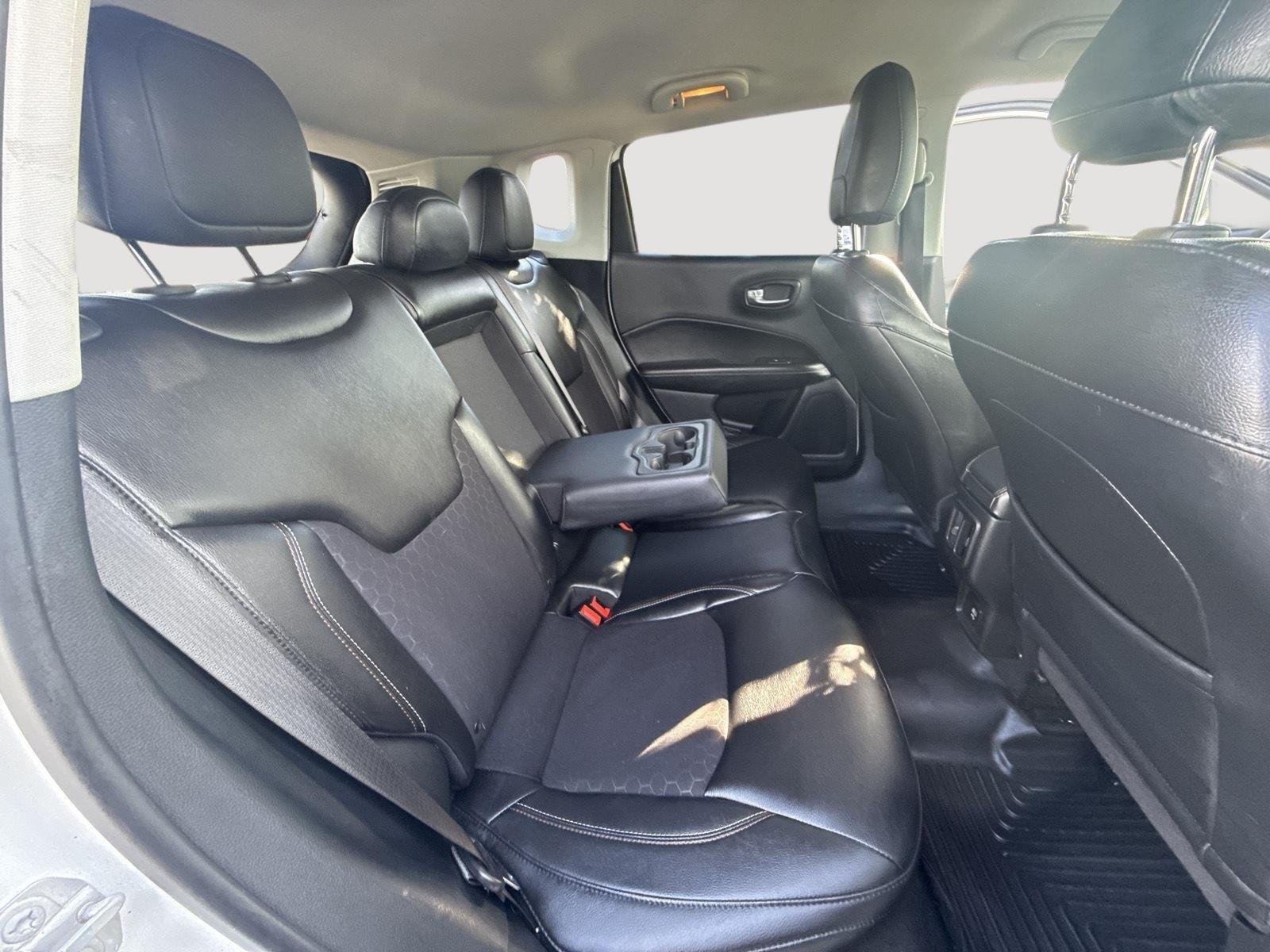 Used 2018 White Clearcoat Jeep Latitude image 34