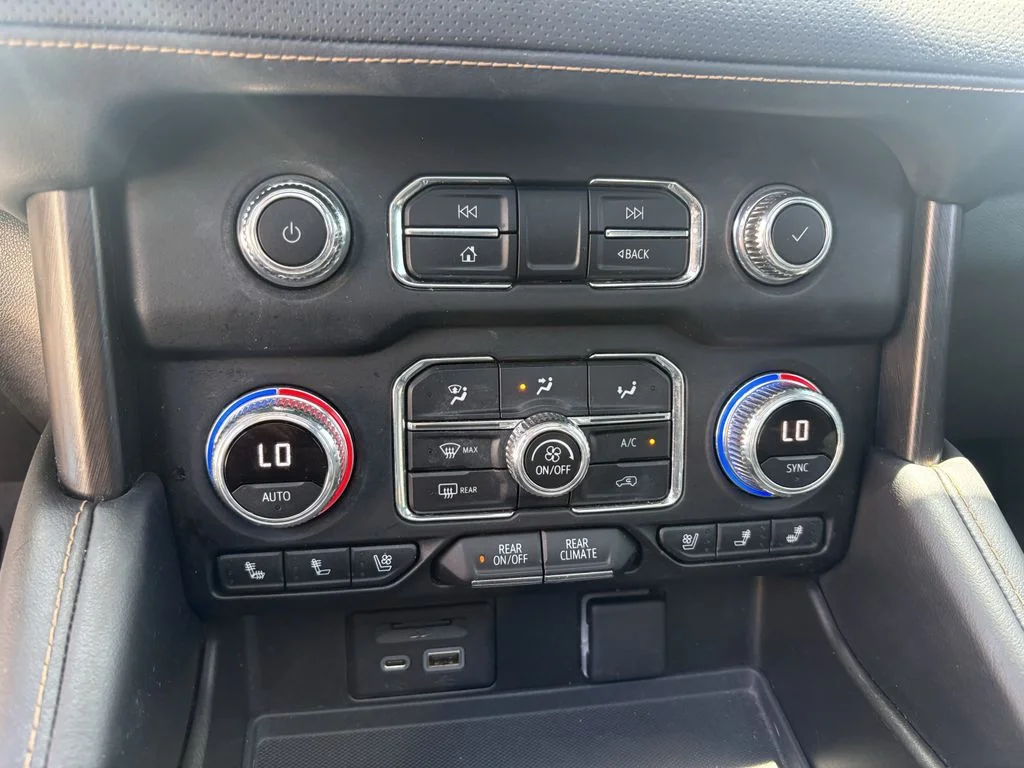 Used 2021 Cayenne Red Tintcoat GMC AT4 image 21