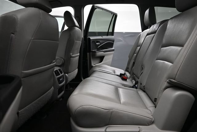 Used 2022  Honda EX-L image 16