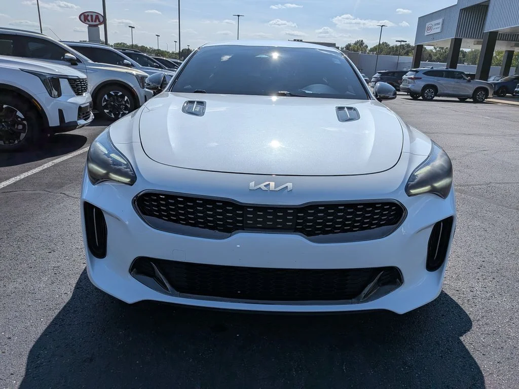 Used 2023 Snow White Pearl Kia GT-Line image 2
