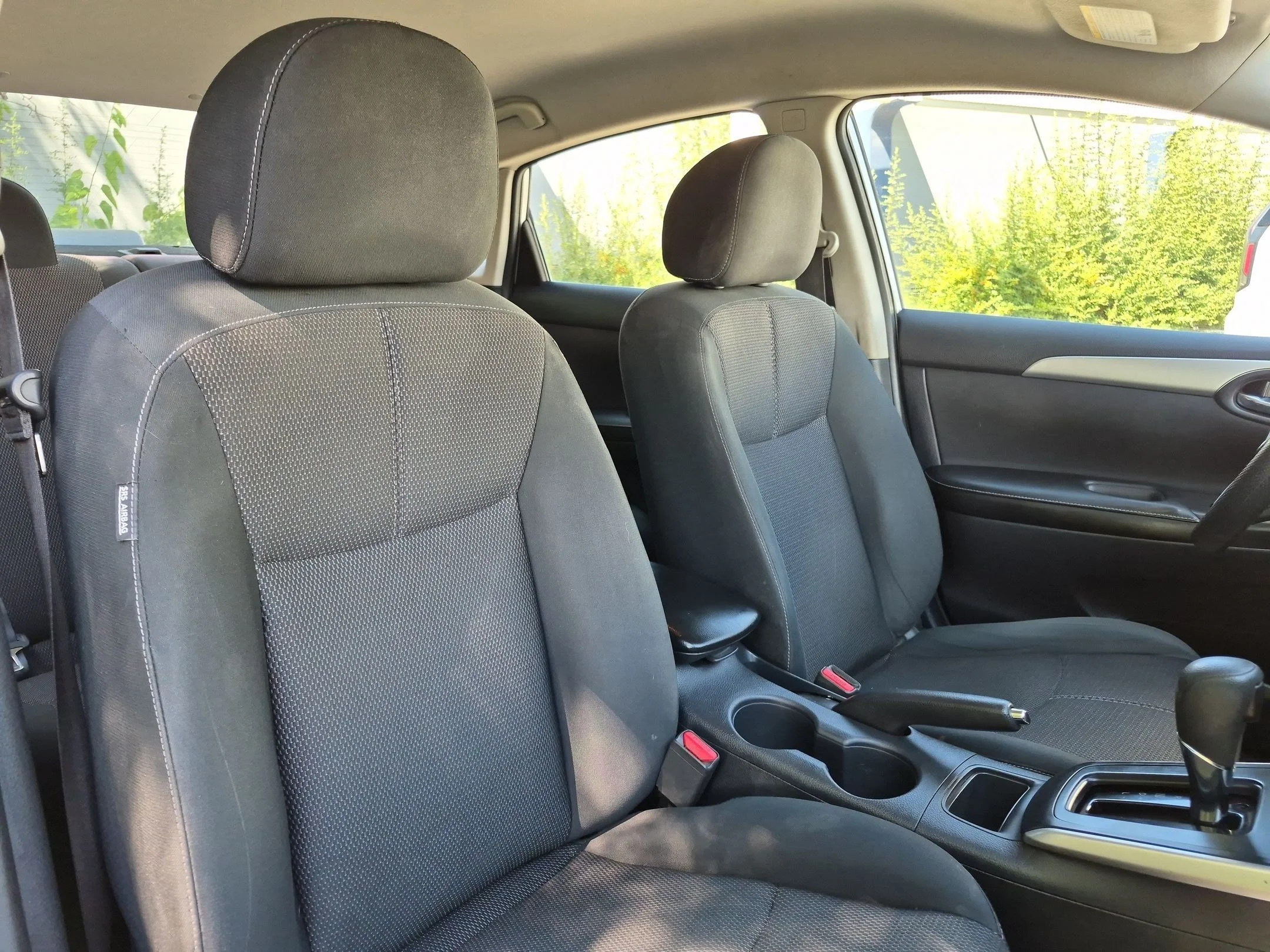 Used 2018 Brilliant Silver Nissan S image 27