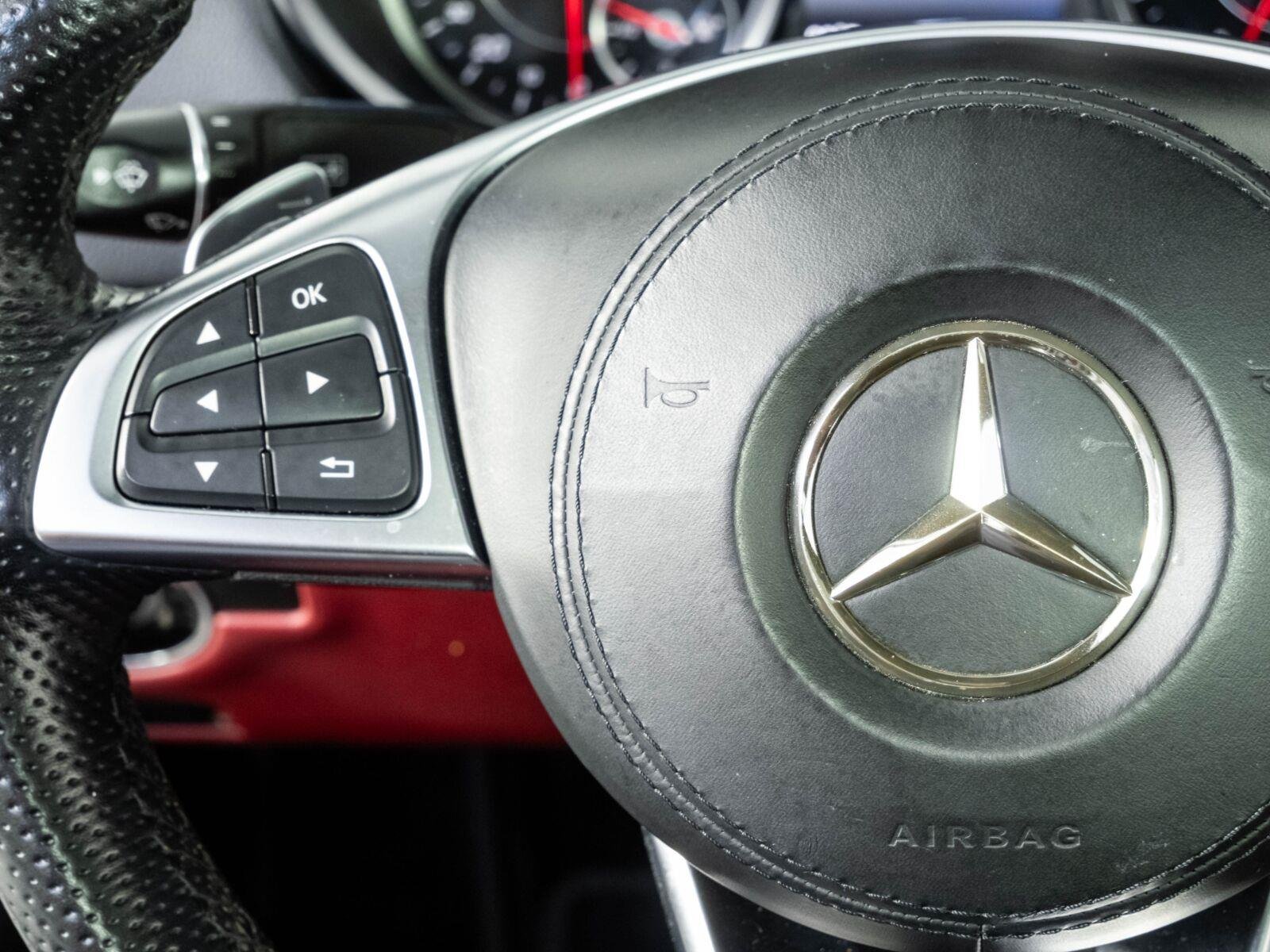 Used 2018 Selenite Grey Metallic Mercedes-Benz SL 550 image 10
