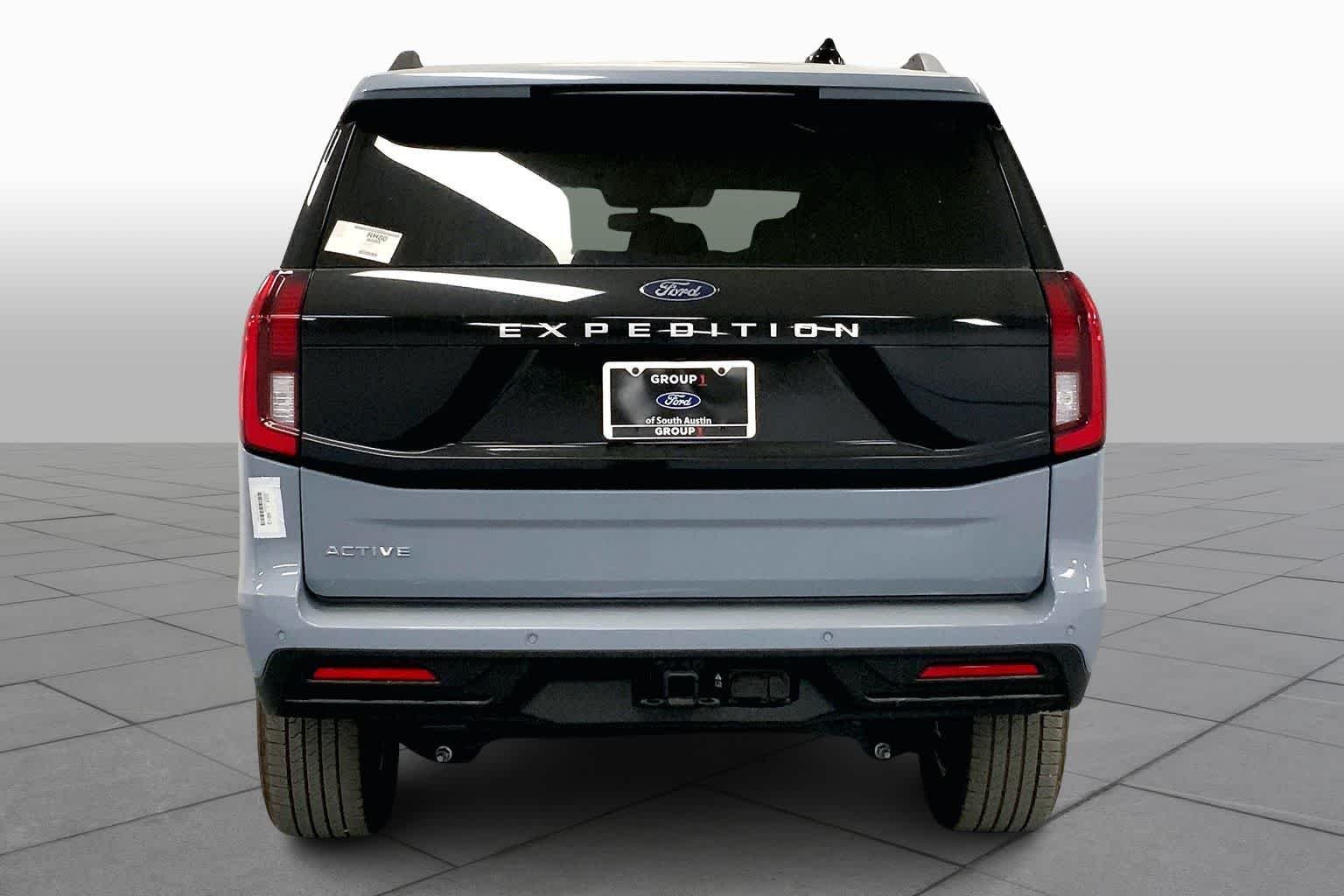 New 2026 Glacier Gray Metallic Tri-Coat Ford Active image 4