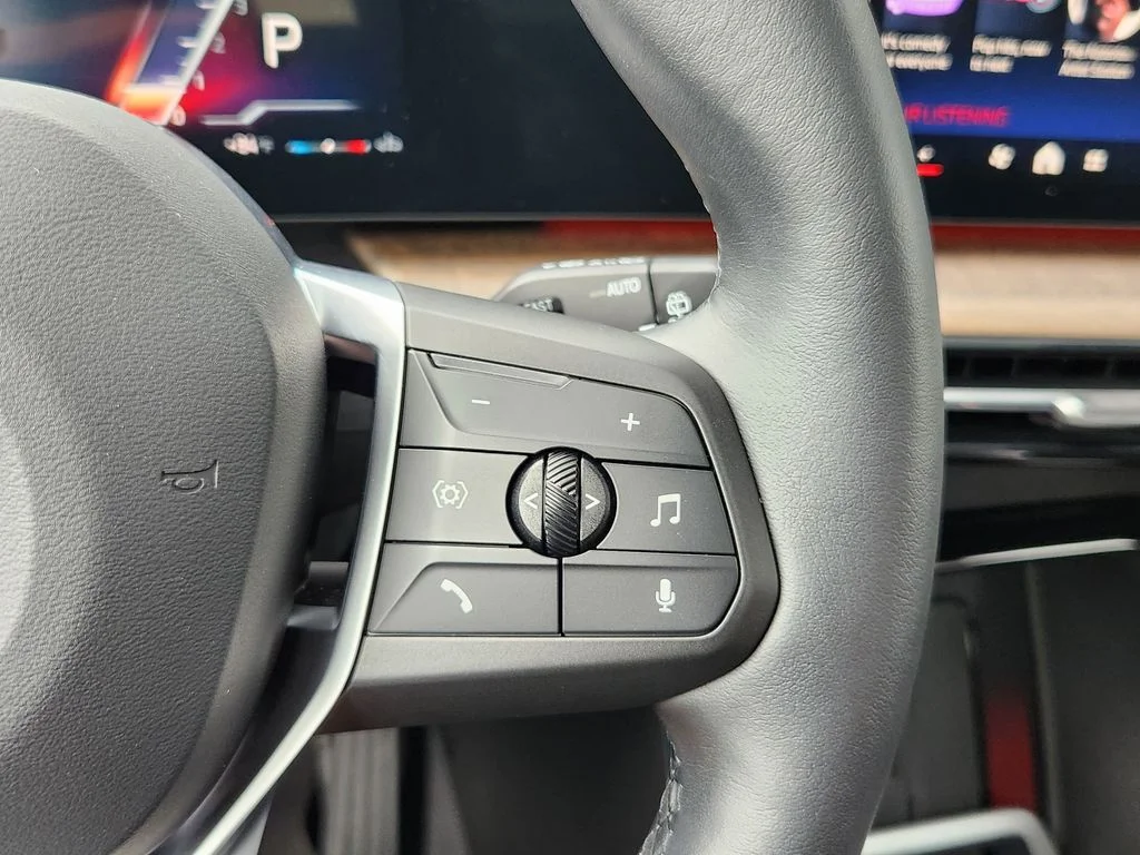 2025 BMW X1 28i - Photo 21