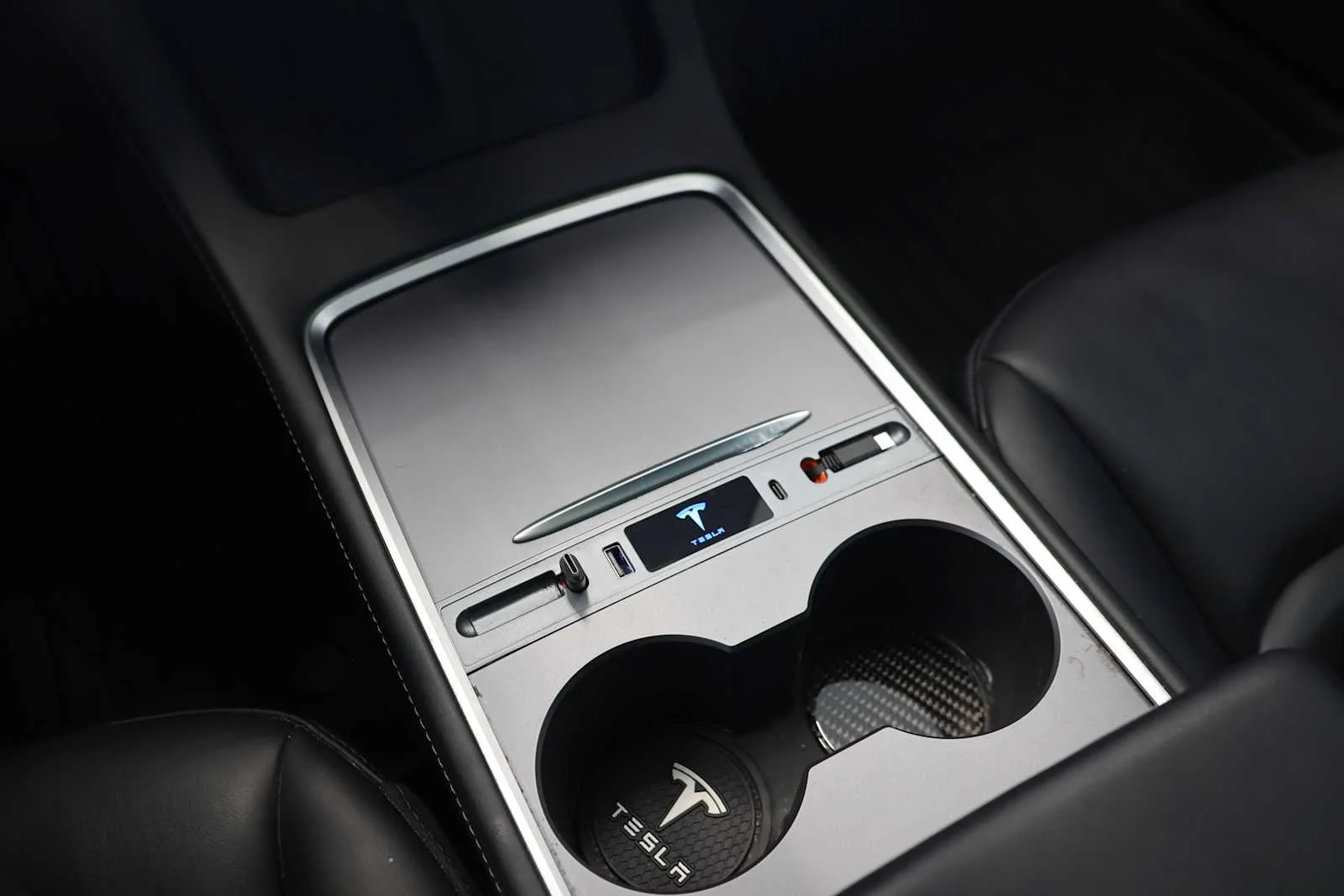 Used 2023 Pearl White Multi-Coat Tesla  image 18