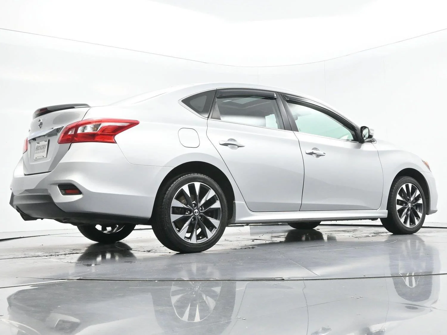 Used 2017 Brilliant Silver Nissan SR Turbo image 51