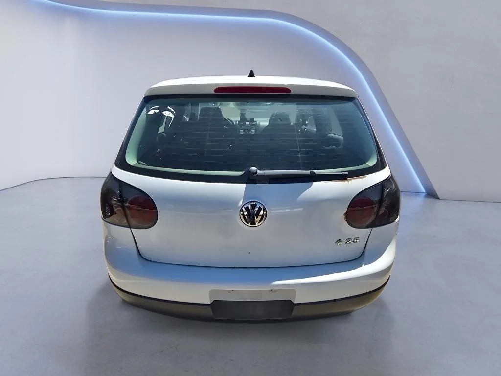 Used 2007 Candy White Volkswagen 2-Door (A6) image 4