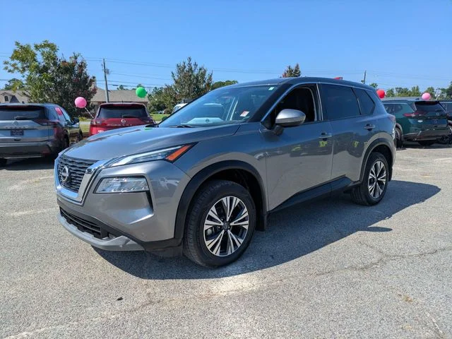 Used 2023 Gray Nissan SV image 8
