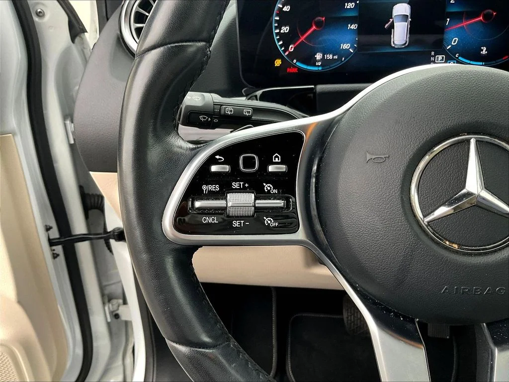 Used 2023  Mercedes-Benz GLA 250 image 12