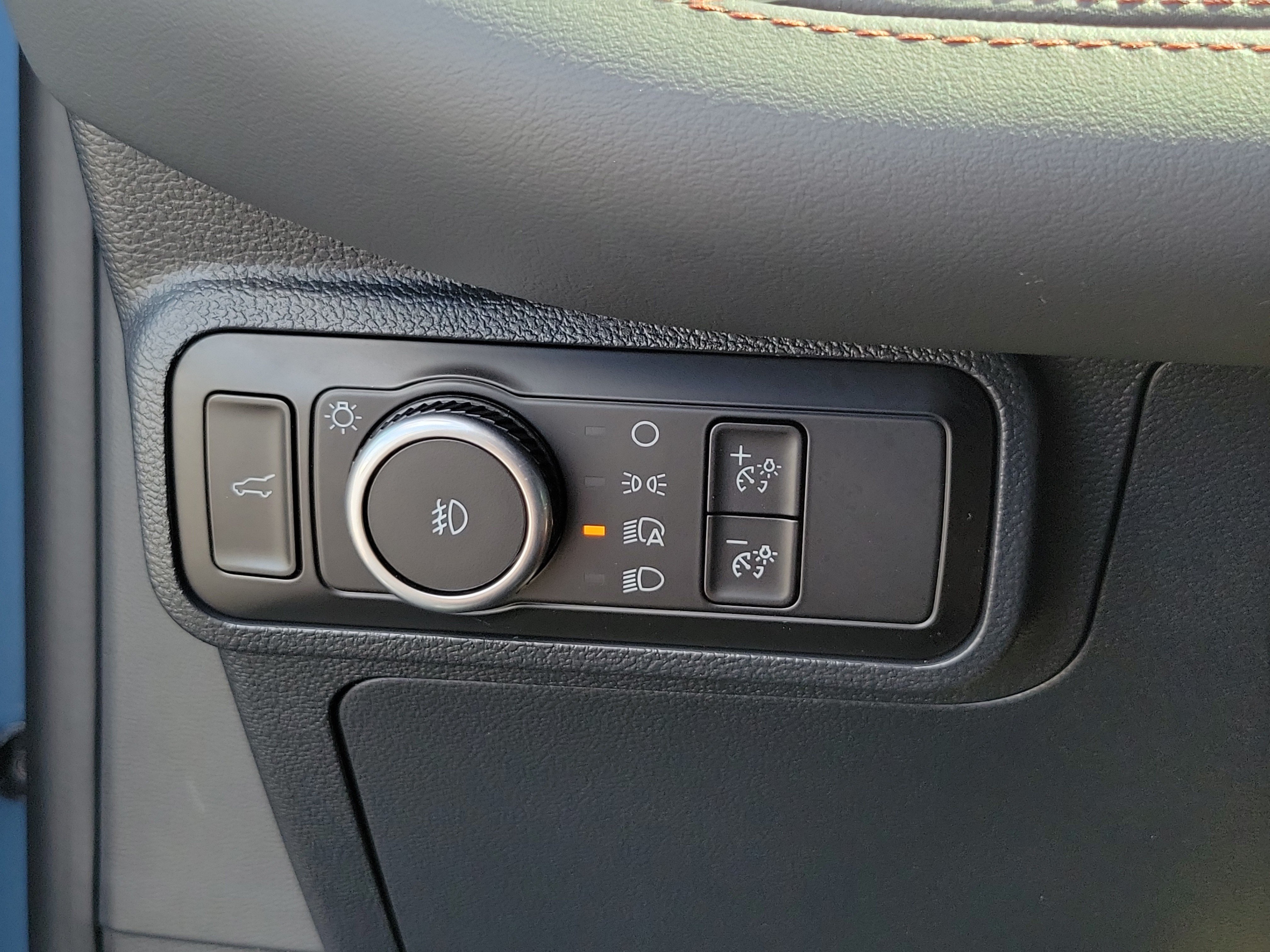 Used 2026 Vapor Blue Metallic Ford Active image 13
