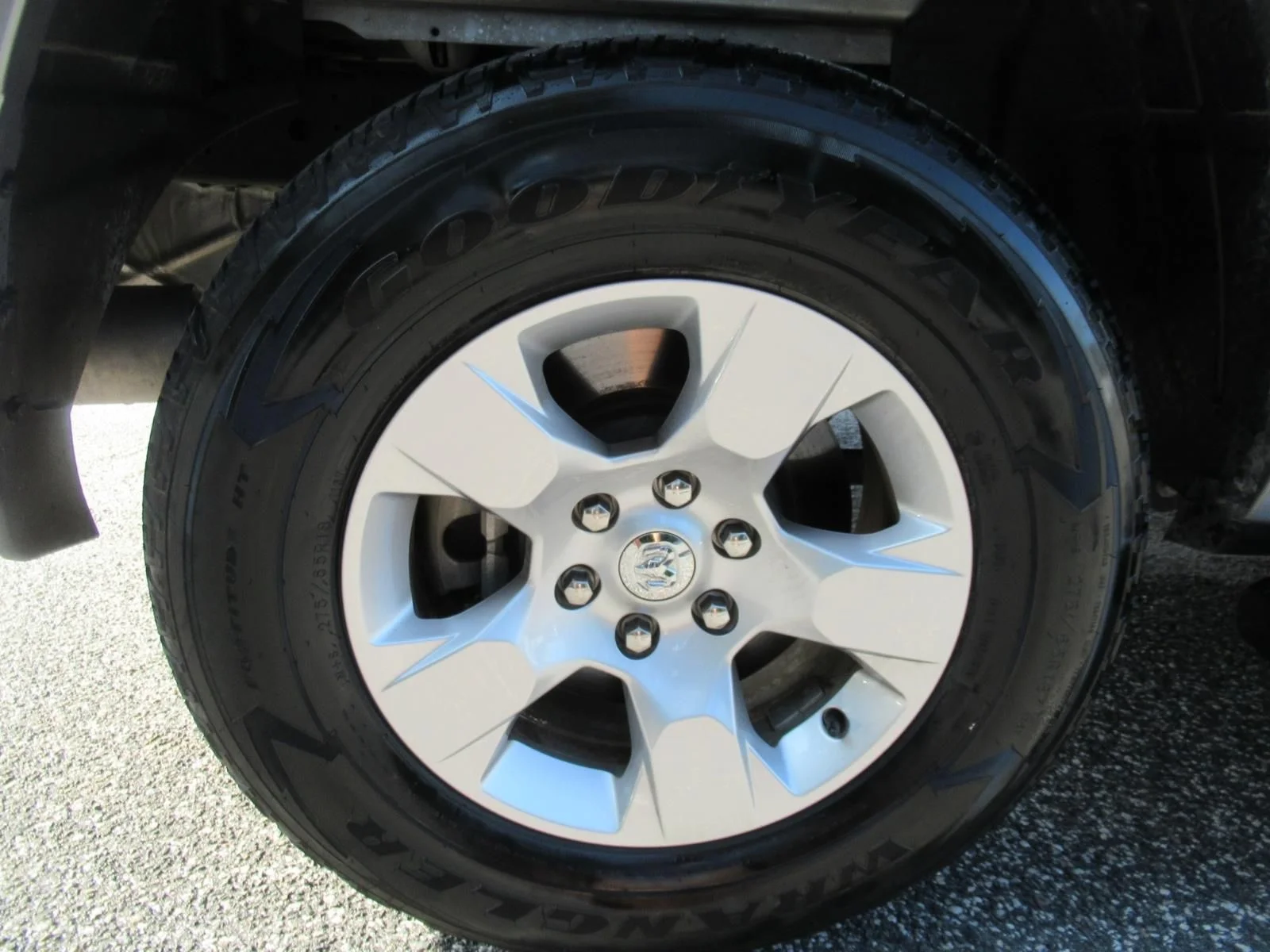 Used 2020 Silver Ram Big Horn/Lone Star image 8