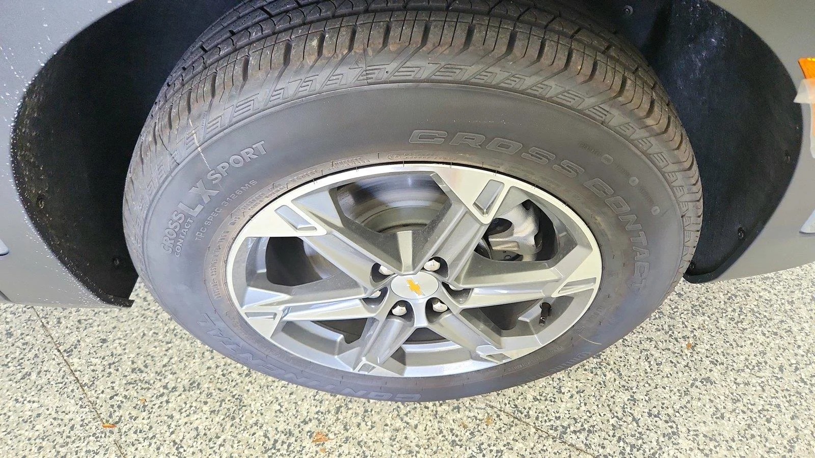 New 2026 Sterling Gray Metallic Chevrolet 3LT image 31