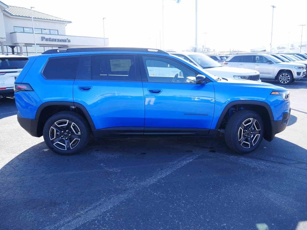 New 2026 Hydro Blue Pearlcoat Jeep Limited image 21