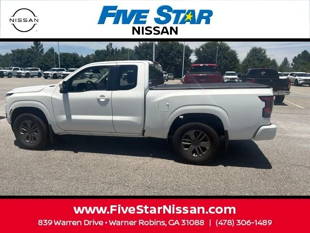 Used 2025 White Nissan SV image 15
