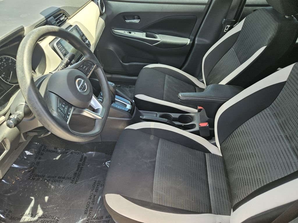 Used 2022 Black Nissan 1.6 SV image 14