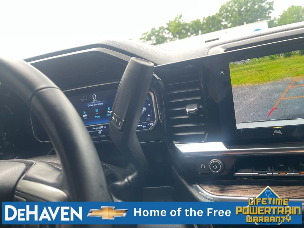 Used 2024 Summit White Chevrolet RST image 16