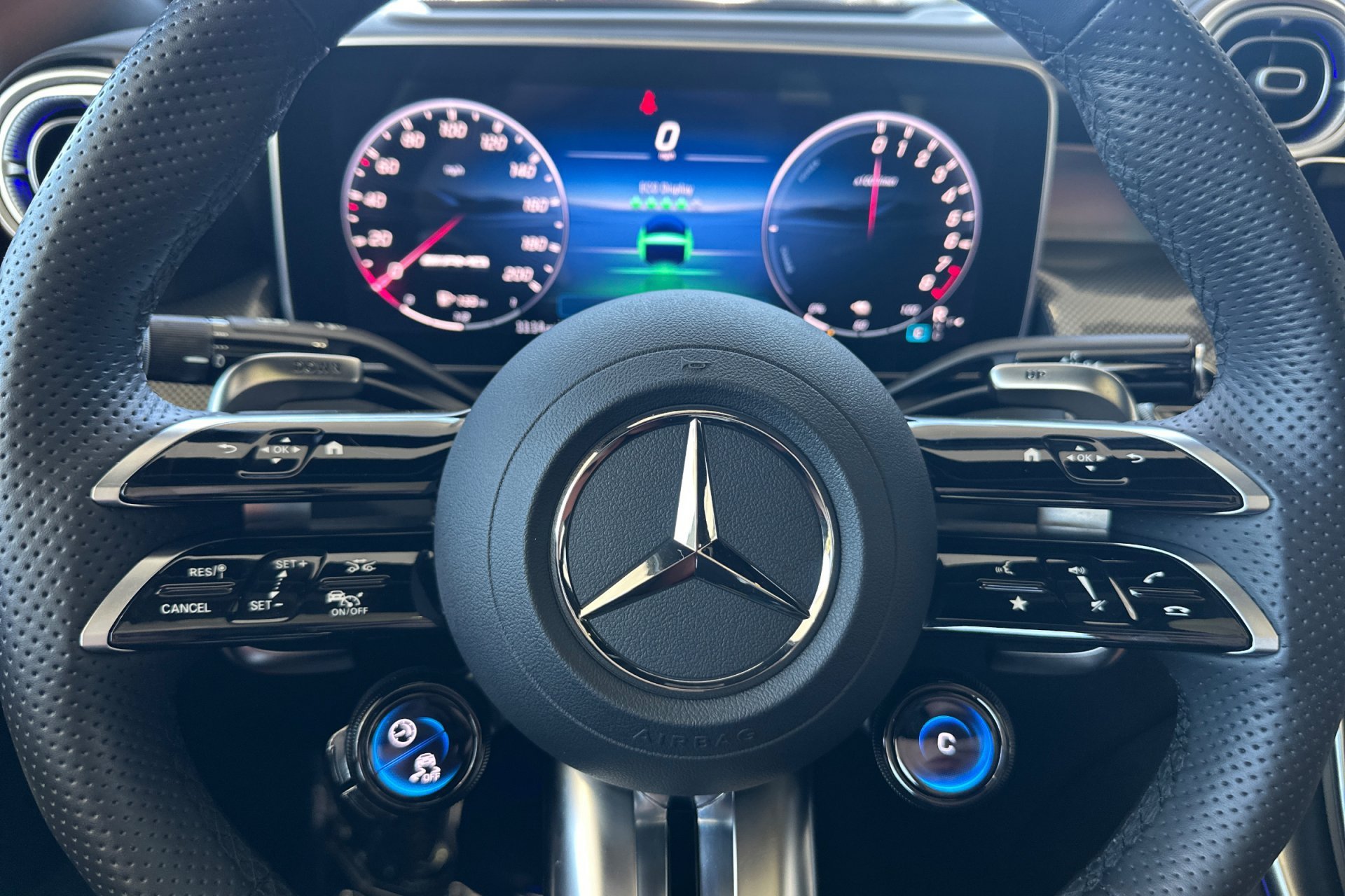 Used 2025 Graphite Grey Metallic Mercedes-Benz AMG® GLC 63 S E PERFORMANCE image 26