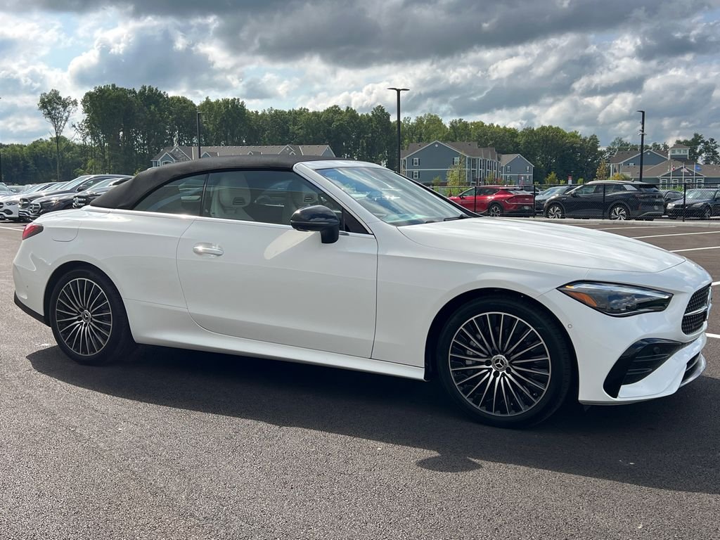 New 2026 Polar White Mercedes-Benz CLE 450 image 4