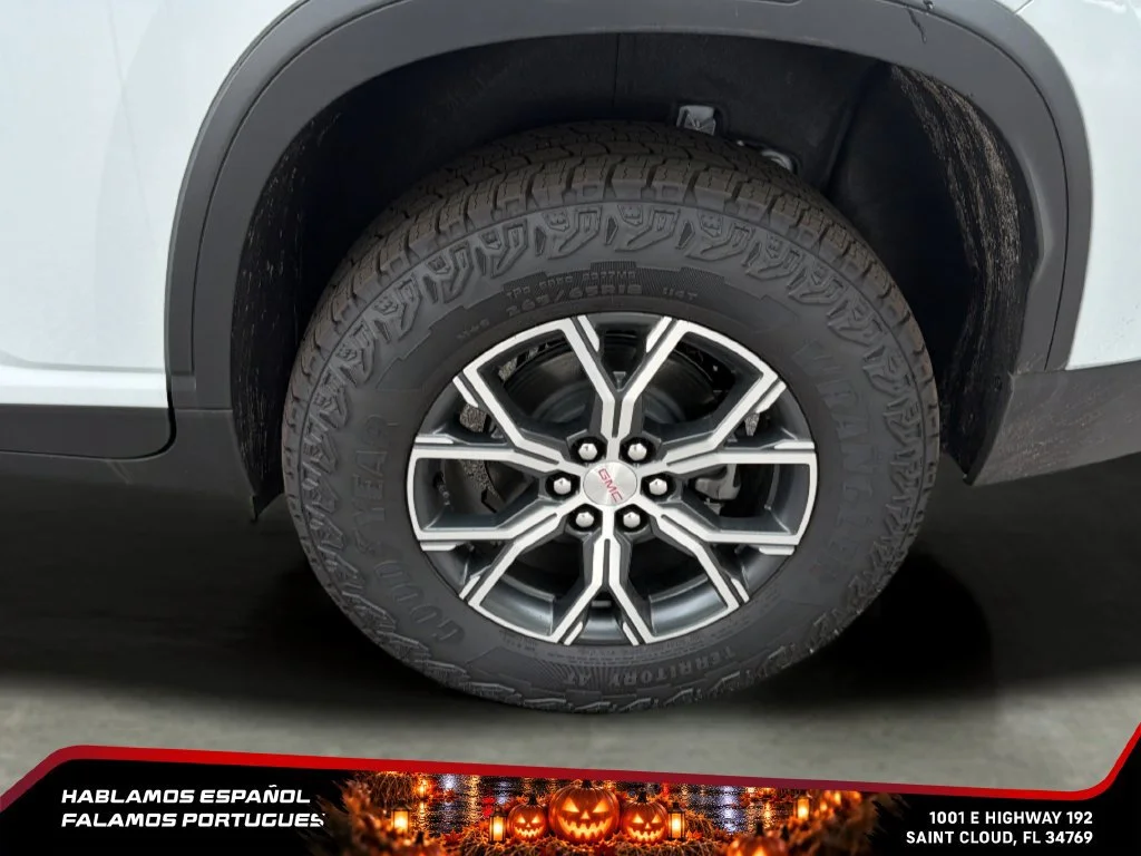 New 2026 Glacier White Tricoat GMC AT4 image 36