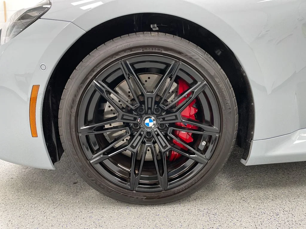 Used 2025 Brooklyn Gray Metallic BMW Base image 4