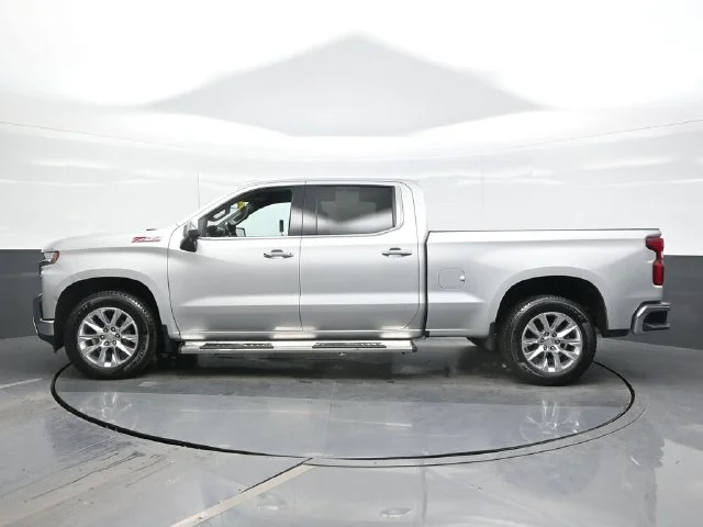 Used 2021 Silver Chevrolet LTZ image 4