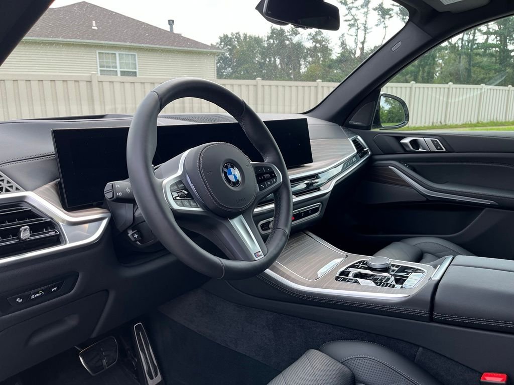 Used 2026 Gray BMW xDrive40i image 18