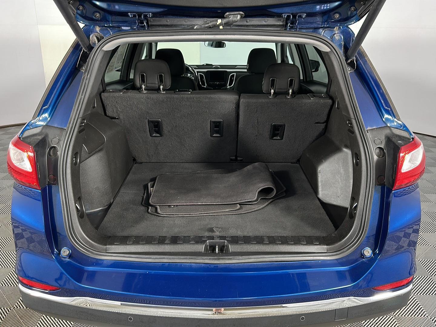 Used 2020 Pacific Blue Metallic Chevrolet LT image 10