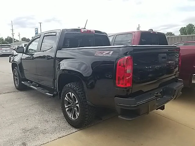Used 2022 Black Chevrolet Z71 image 16
