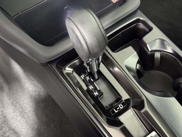 Used 2026 Crystal White Pearl Subaru Premium image 28