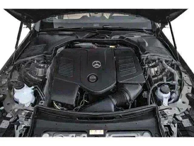 New 2026 Polar White Mercedes-Benz C 300 image 9