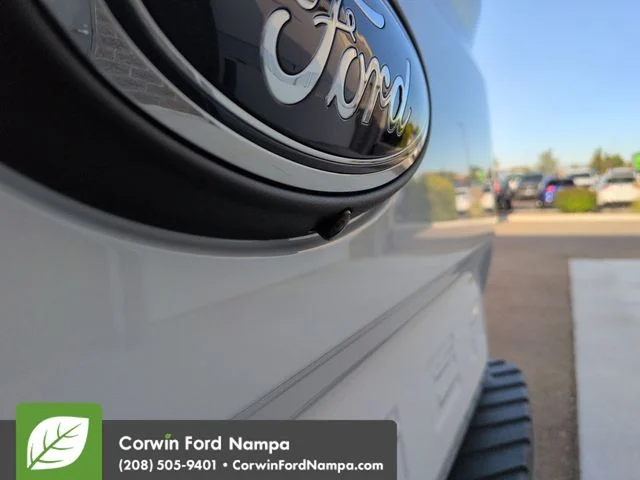 New 2026 Oxford White Ford XL image 30