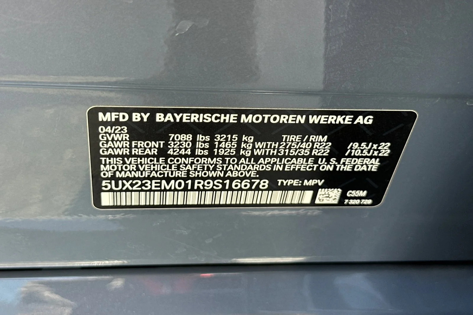 Used 2024 Sparkling Copper Metallic BMW xDrive40i image 30