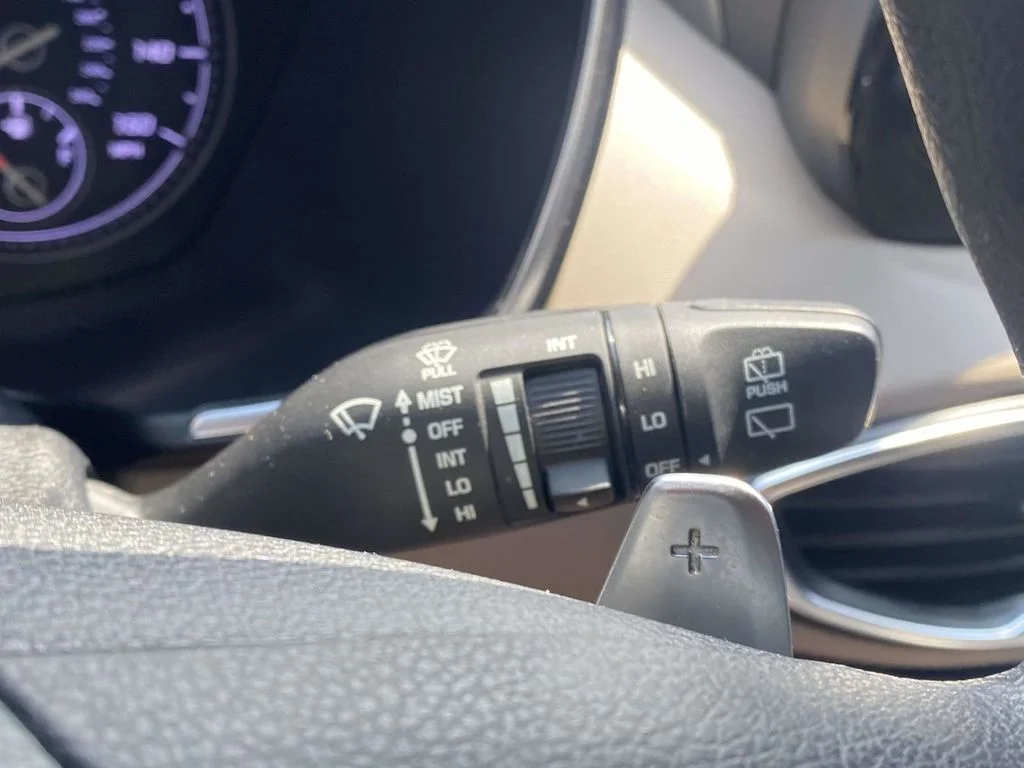 Used 2021 Gray Hyundai SEL image 32