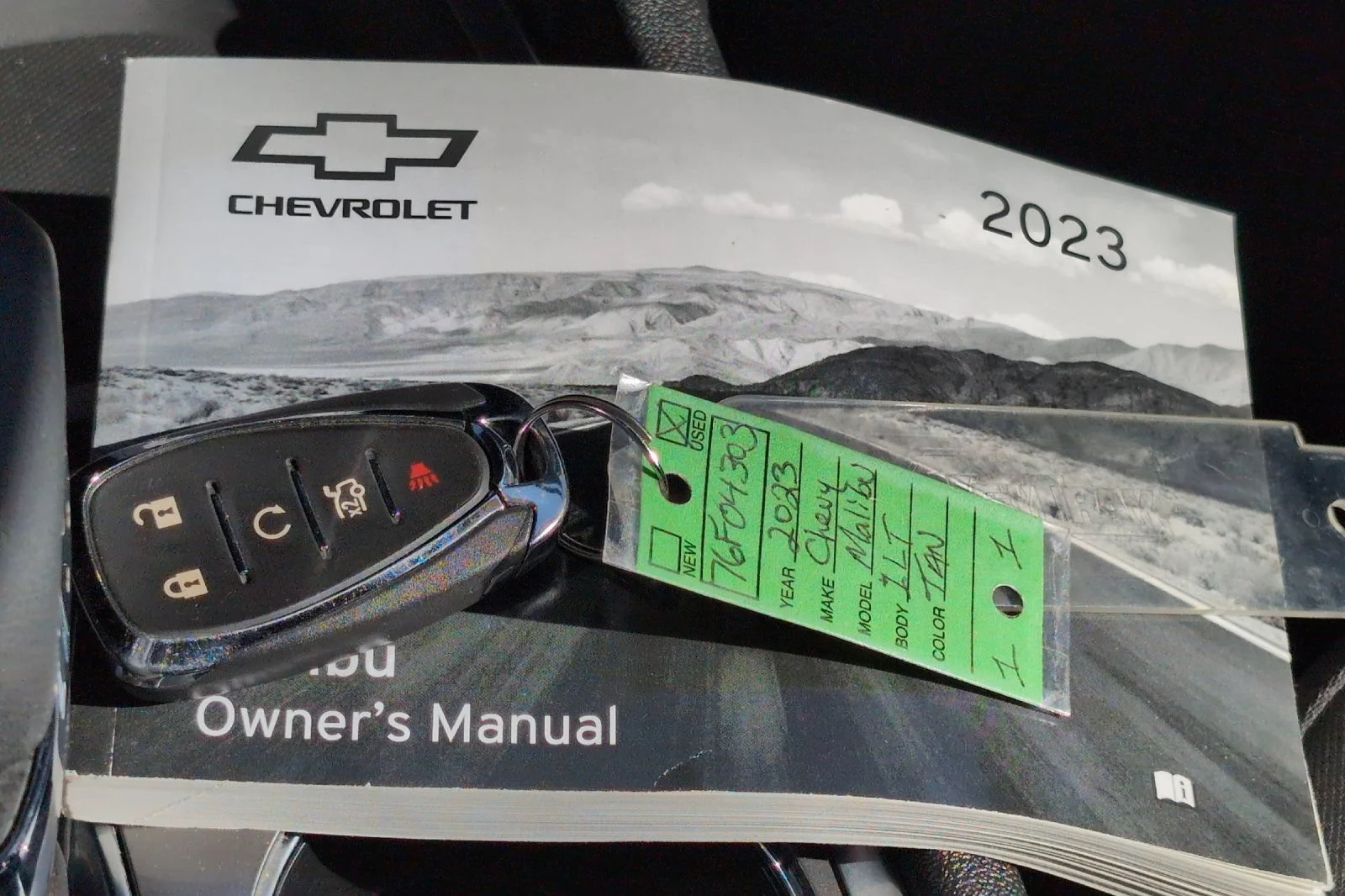 Used 2023 Mineral Gray Metallic Chevrolet LT image 9
