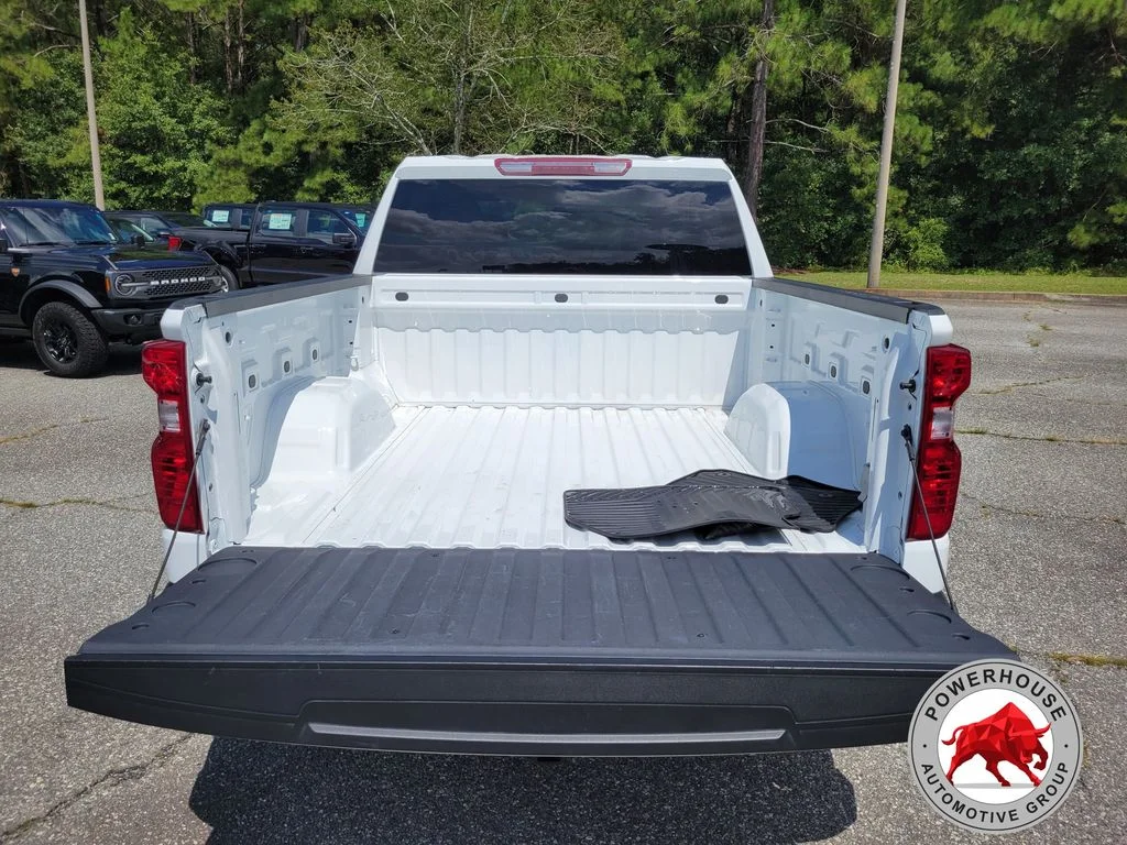 Used 2023 White Chevrolet LT image 13