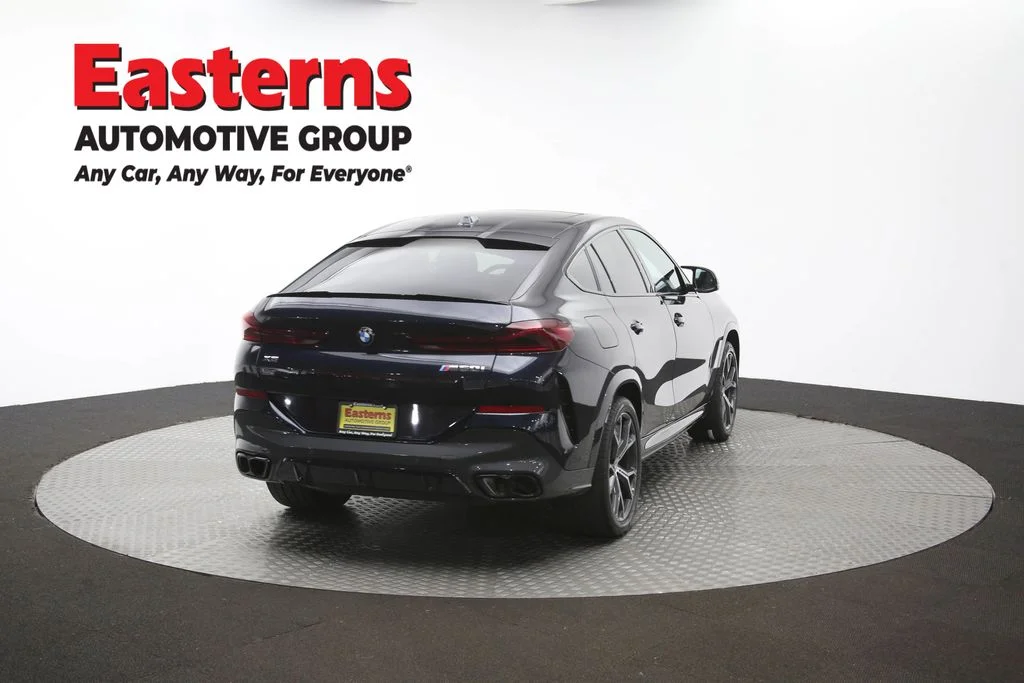 Used 2025 Black BMW M60i image 42