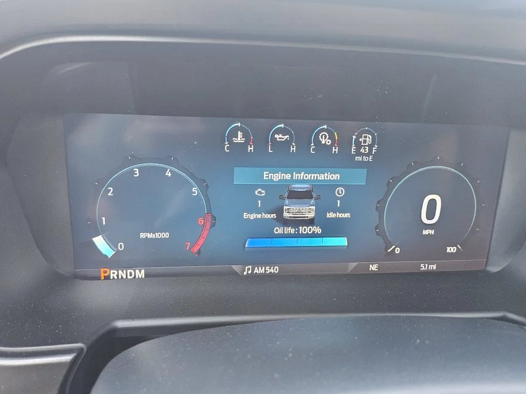 New 2027 Gray Ford Lariat image 8