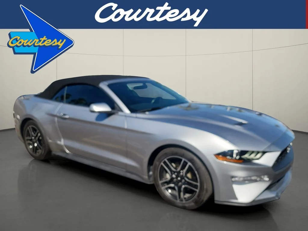 2020 Ford Mustang EcoBoost Premium Convertible's photo