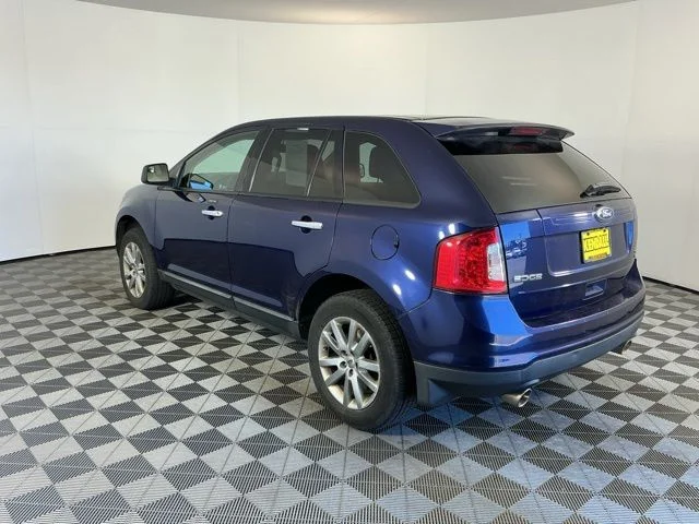 Used 2011 Blue Ford SEL image 7